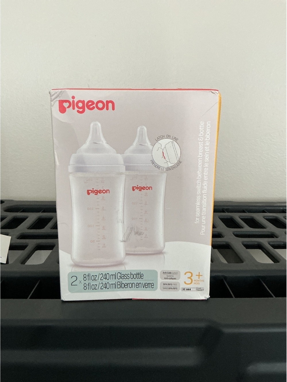 Pigeon 8 fl oz / 240 ml Glass Baby Bottles, Pack of 2, for 3+ Months